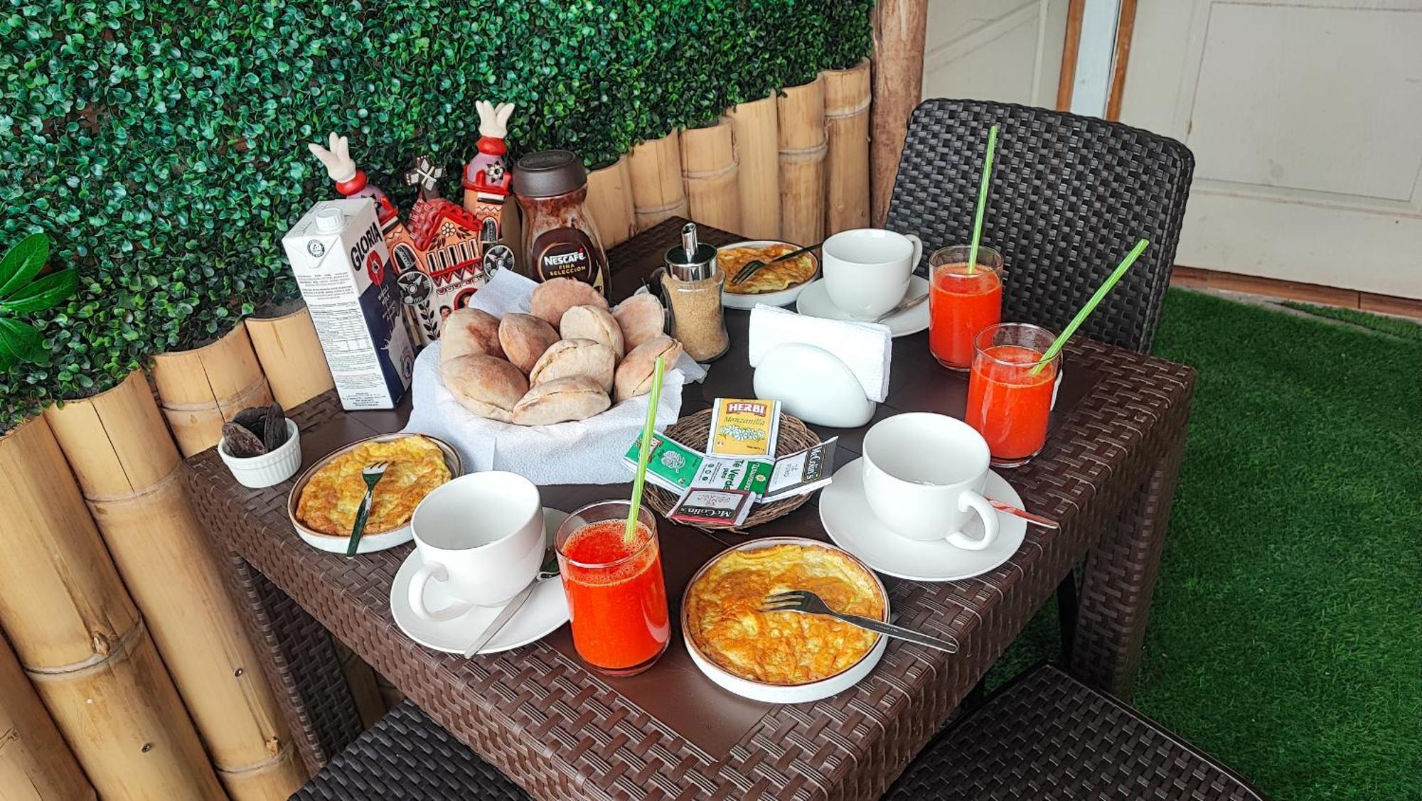 Golden Paris Hotel "Descuentos Junio" Αγιακούτσο Εξωτερικό φωτογραφία